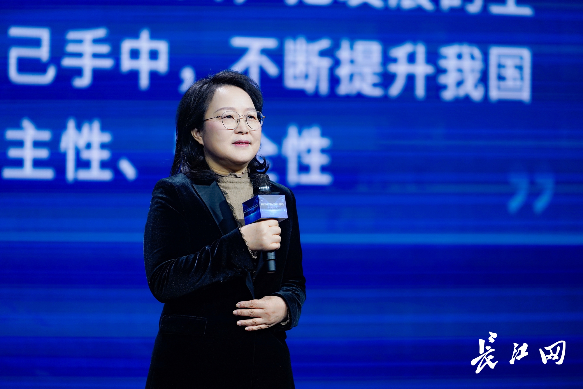 网创技术发展影响_影响创意_影响创造性的主要因素包括