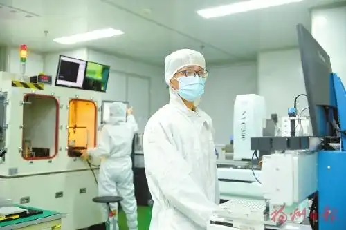 福州大色域量子点背光显示器和多维全息数据存储技术荣获日内瓦国际发明展金奖-AI网创
