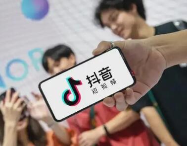 抖音挣钱攻略：直播带货、卖产品与广告收入-AI网创
